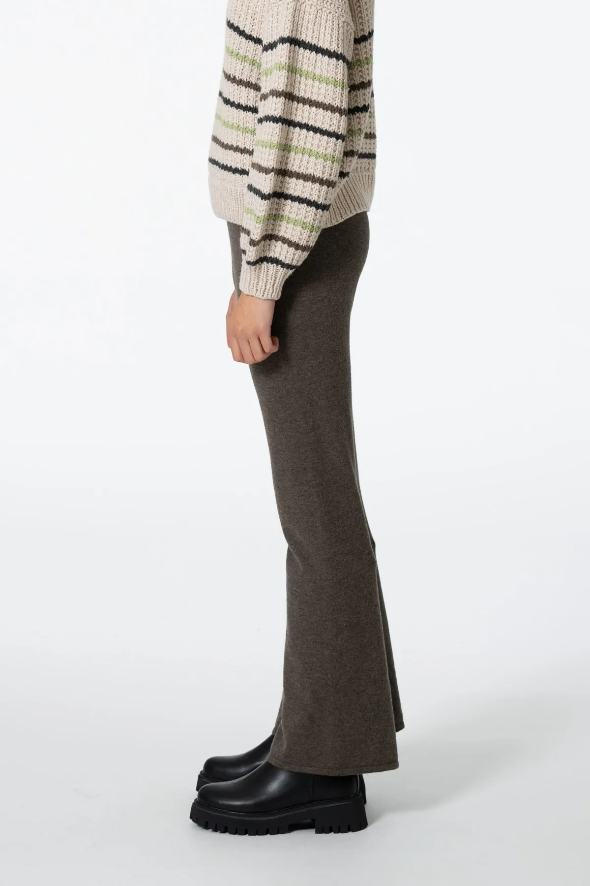 Merino Pants in Mulch Brown